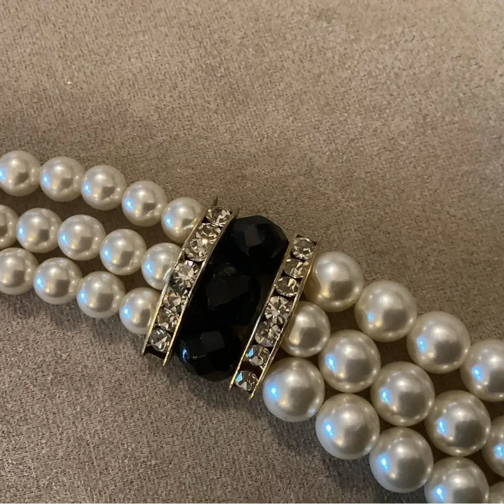 Elegant Trip Strand Faux Pearl Necklace with Black Accents